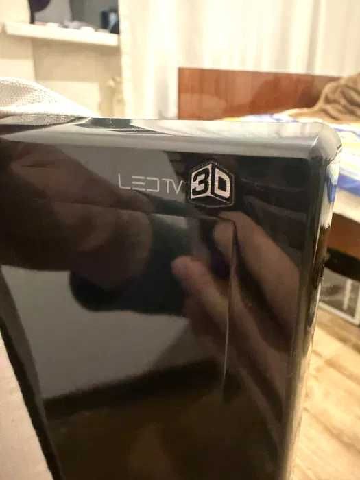 TV-LED Samsung UE40EH6030W/FullHD/’40/3D/1080p