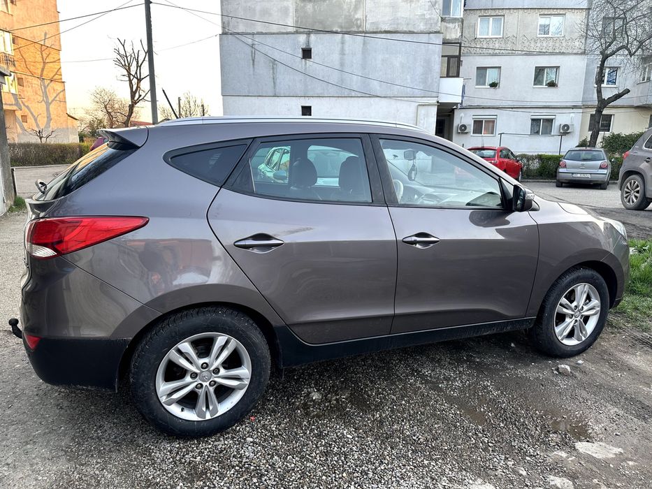 Vând Hyundai IX35 5 STAR edition, an fabricație 2013