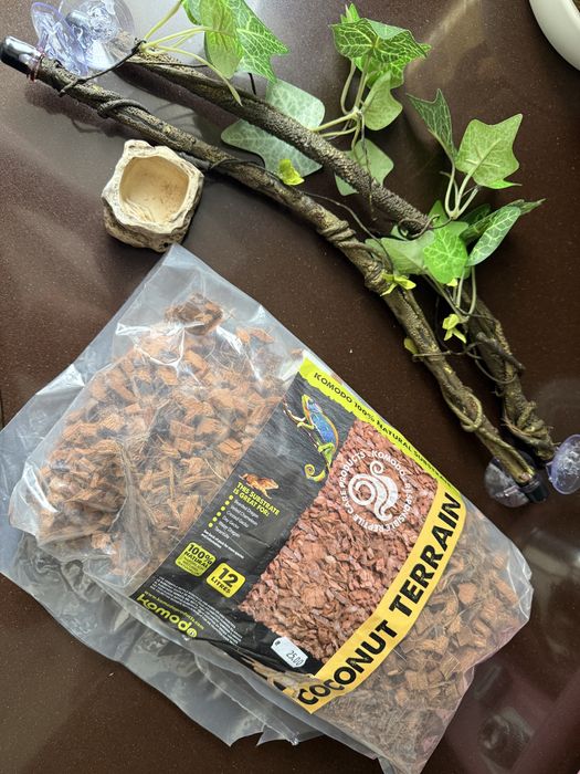 Терариуми и аксесоари