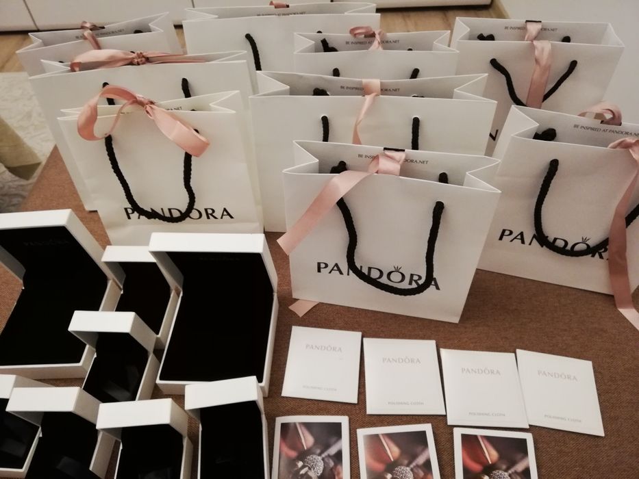 Cutii Pandora, pungi cadou Pandora