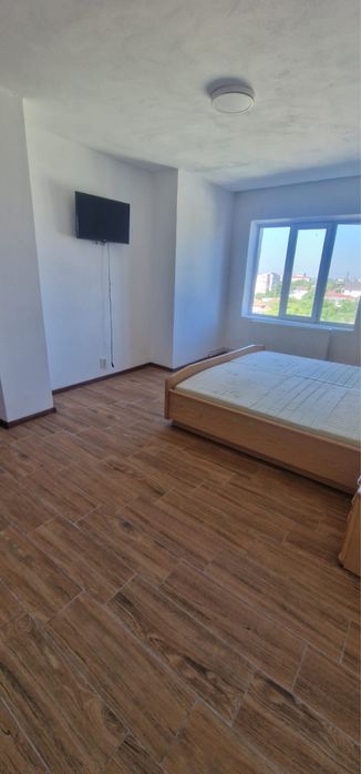 Vand Apartament 4 camere