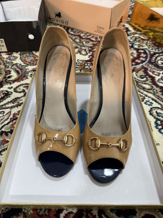 Женская туфли 39