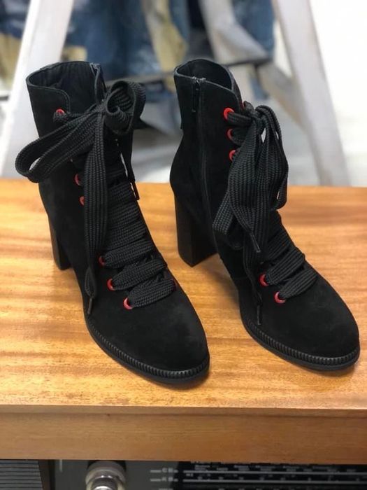 Дамски боти Navvi