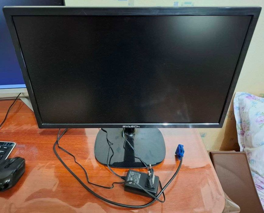 Монитор AVTECH M100022D