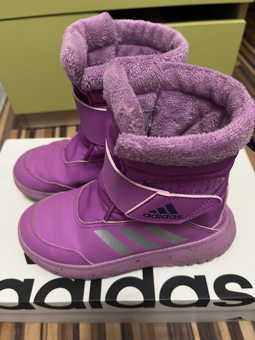 Детски ботуши adidas Winterplay C