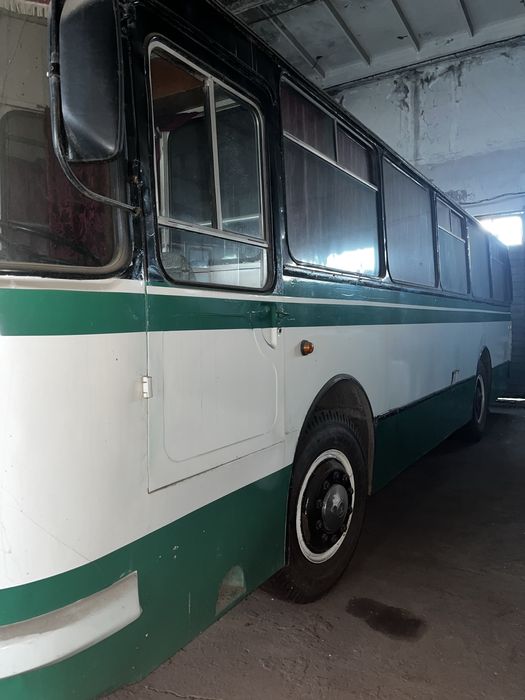 Продам Автобус Лаз