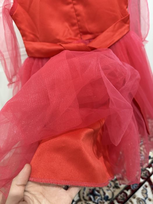 Продам платье с орнаментом