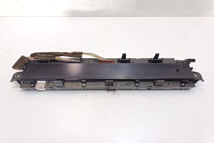 Ceasuri bord P8200107954C Renault Scenic a 2-a generatie
