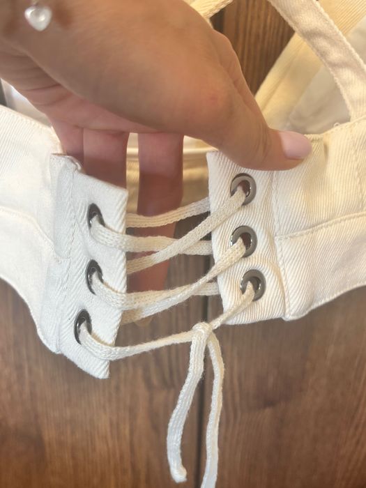 Топове Alessa - S размер