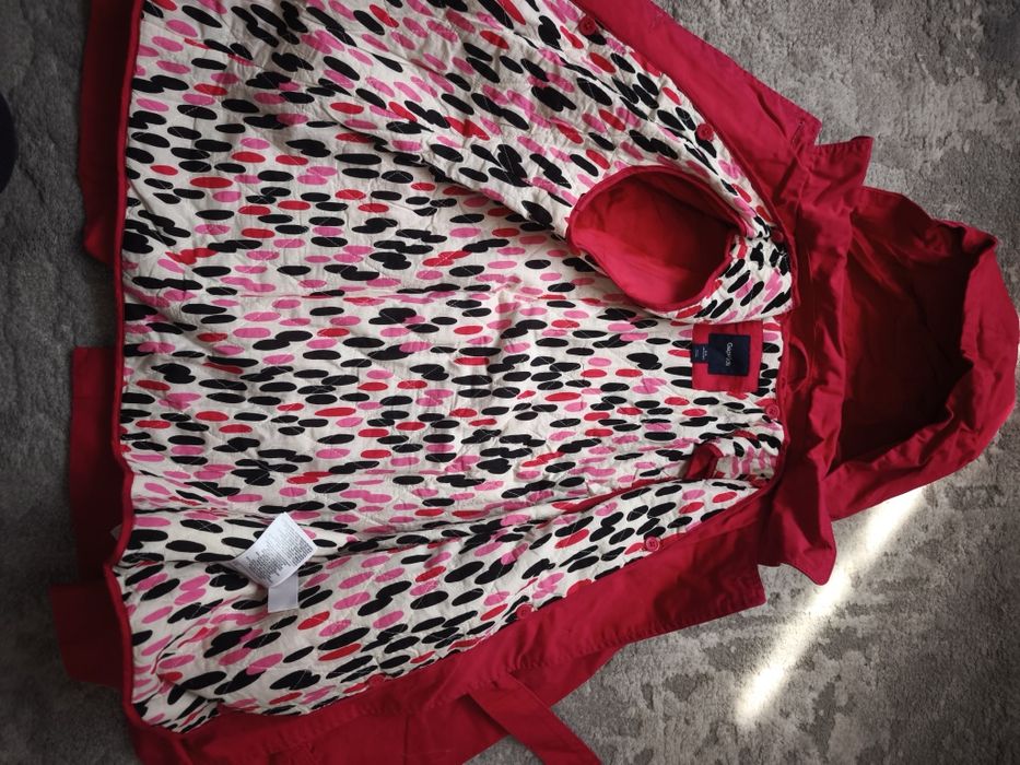 Куртка, тренч, пальто на девочку