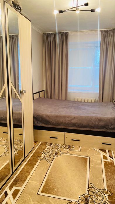 2 комнатная, Космонавтов 25