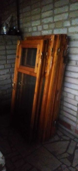 Прадам оконные рамы