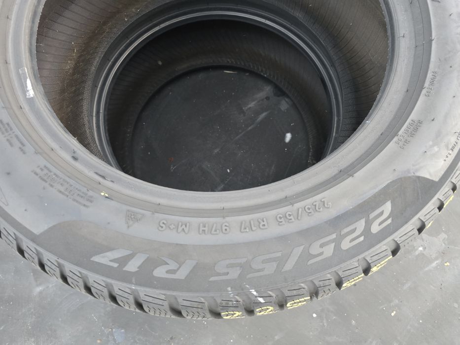 225 55 17 pirelli m+s