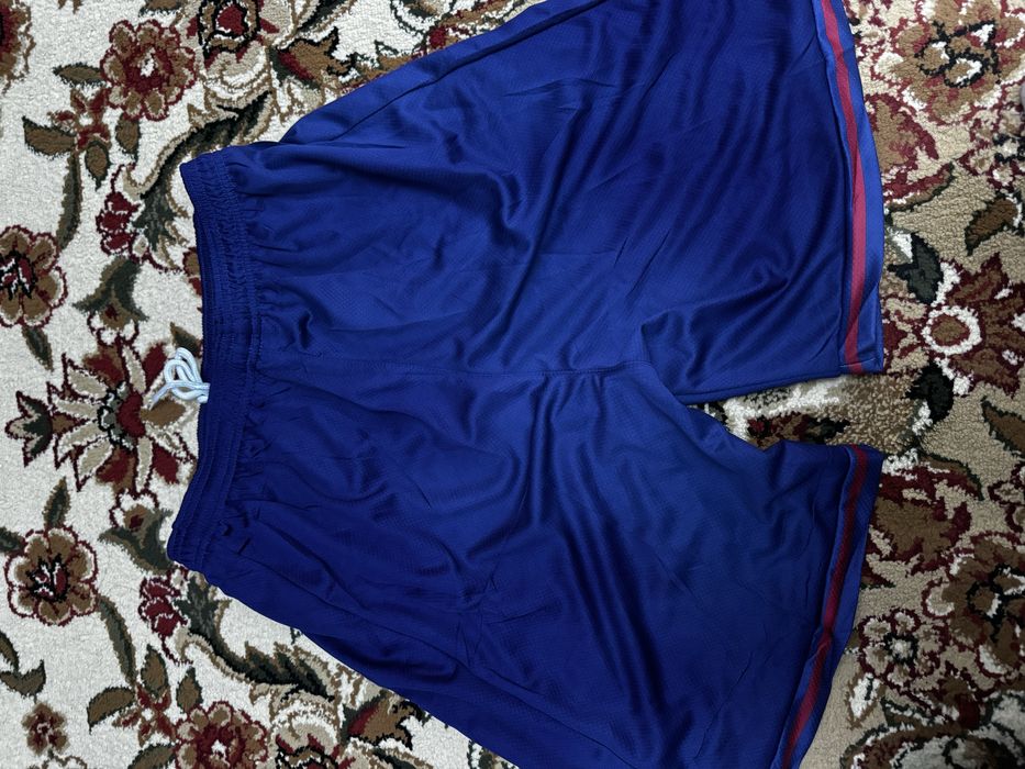 Futbol forma va butsi