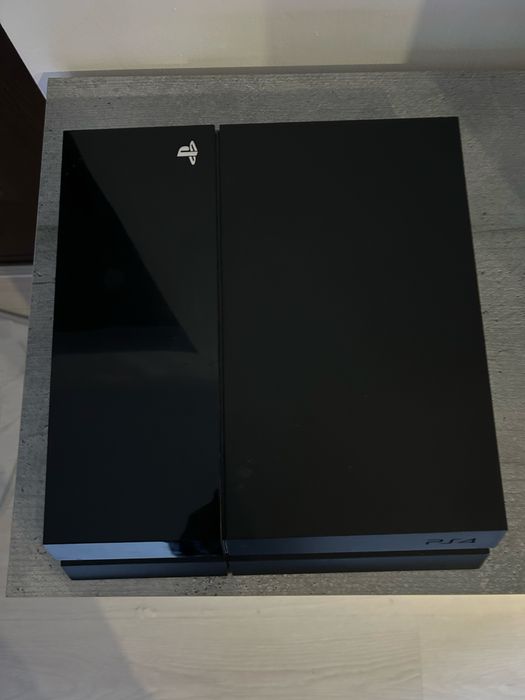 Ps4 fat.