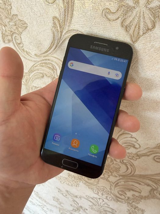 Самсаунг галакси А3 легендарный смартфон