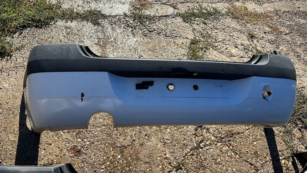 Bara / bari spate Logan   1 diferite culori