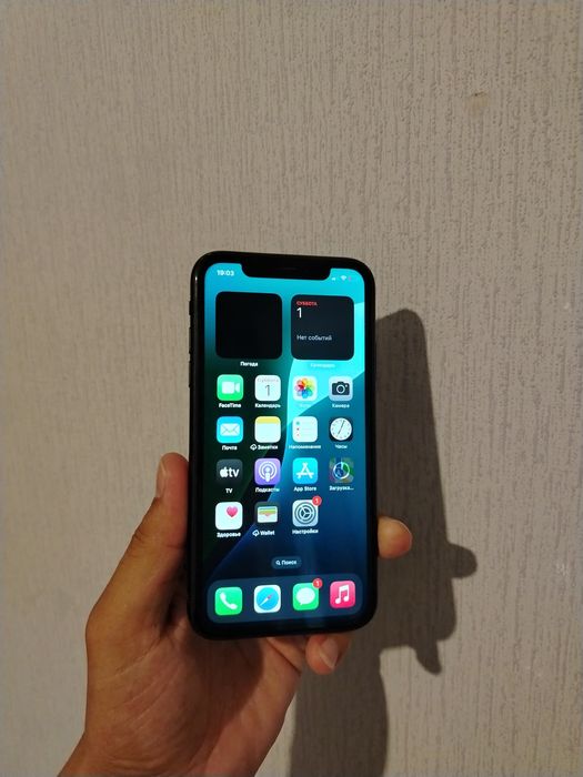 Продам телефон XR