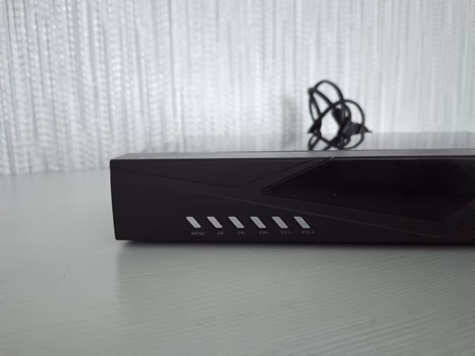 Продам спутниковый приёмник (тюнер) Openbox mx7