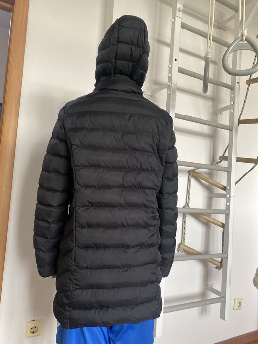Продам куртку осень весна