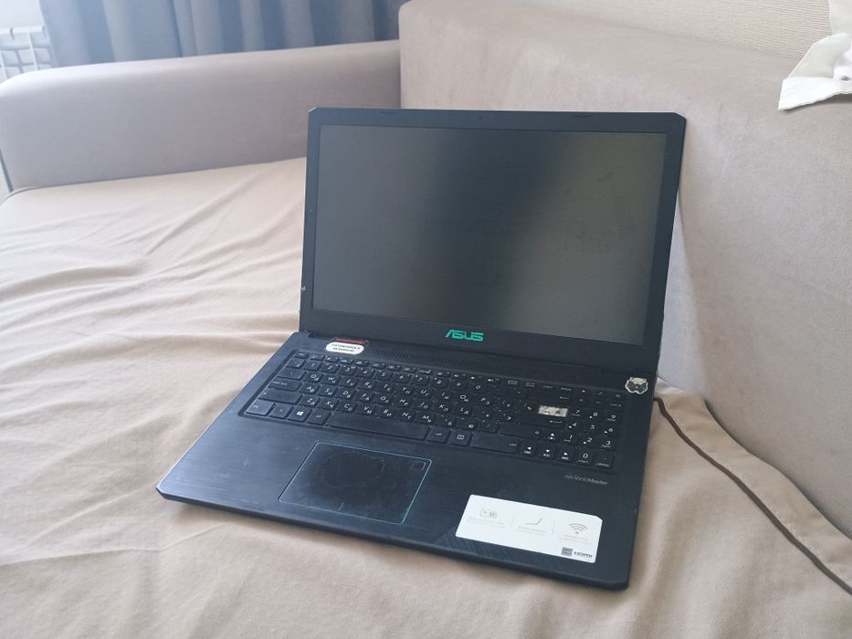 Ноутбук asus x570zd