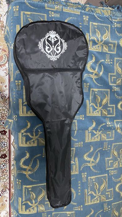 Акустическая гитара от бренда ALAU