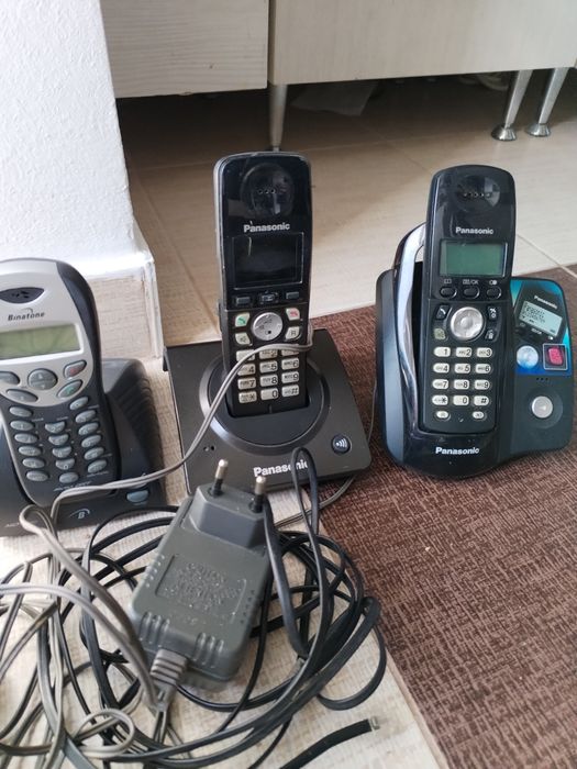 Telefoane cu stativ vezi poze