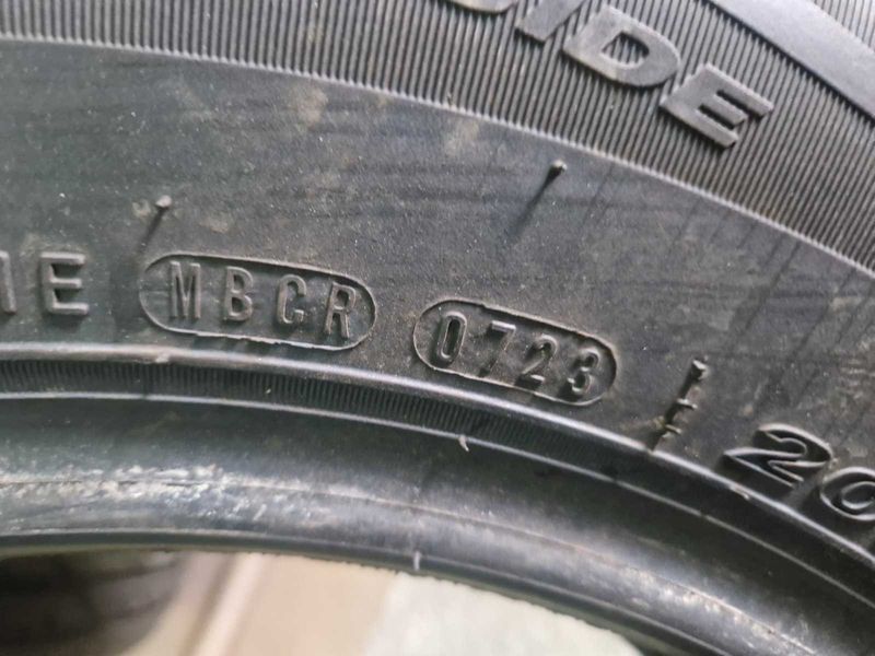 2 Nexen R16 205/65
нови летни гуми
DOT0723