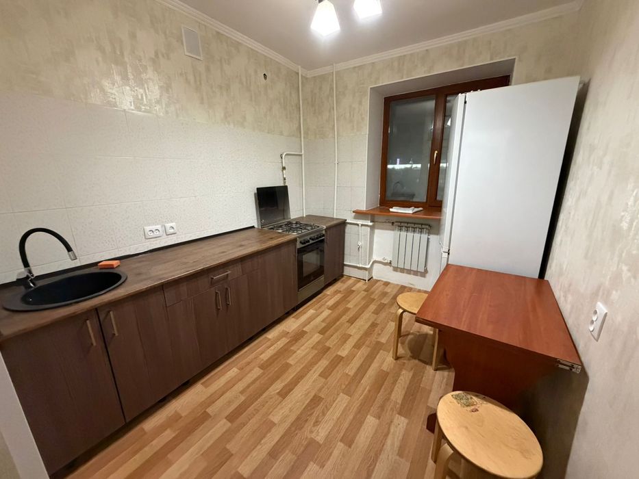 Сдам 2 комнатную квартиру