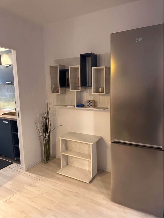 Inchiriez garsoniera zona Titan Auchan/Direct Proprietar