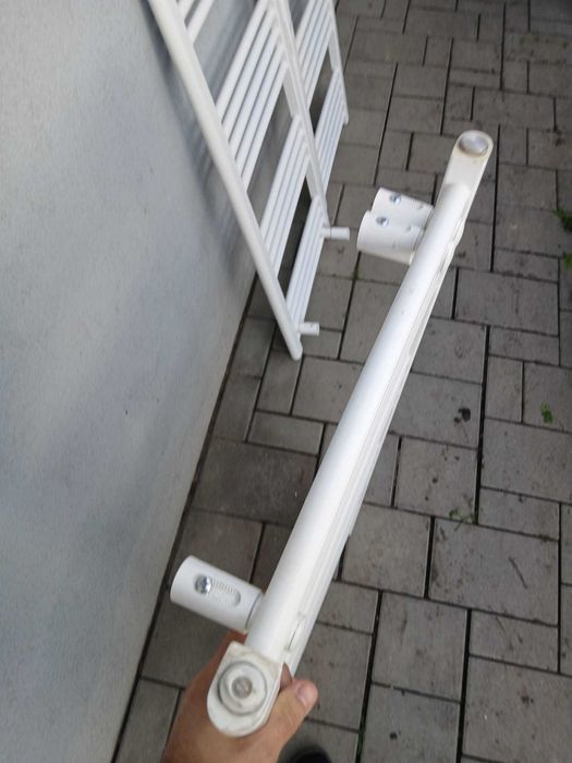 Calorifer vertical NOU pentru Baie/Stil prosop