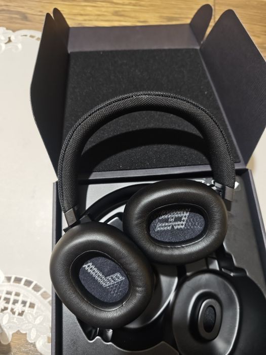 Слушалки  JBL LIVE660 nc