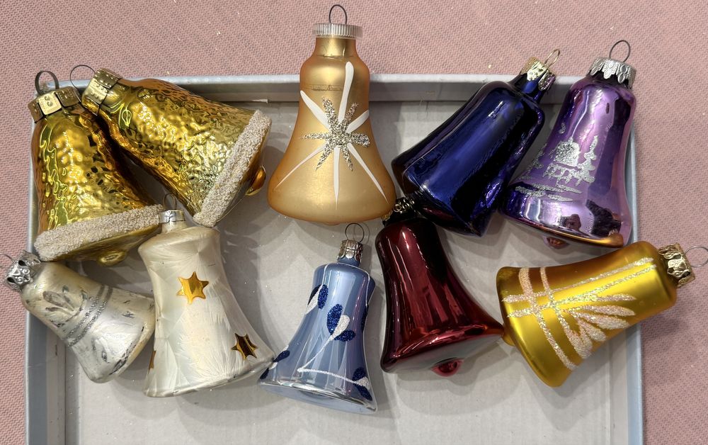 Globuri vechi pentru pomul de Crăciun