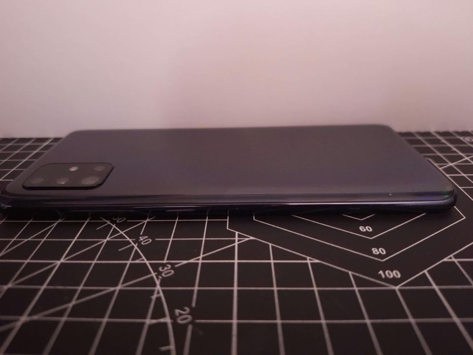 Samsung Galaxy A51