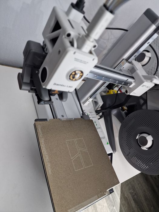 Продам 3д принтер bambu lab a1 mini