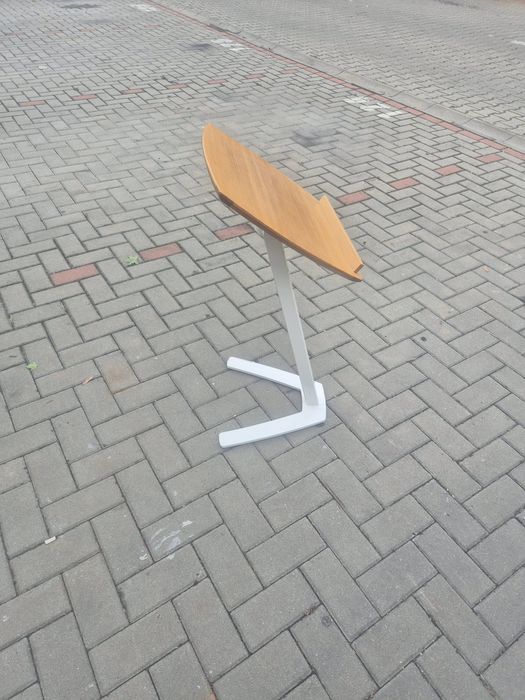 Măsuță Lectură sau pentru scris.