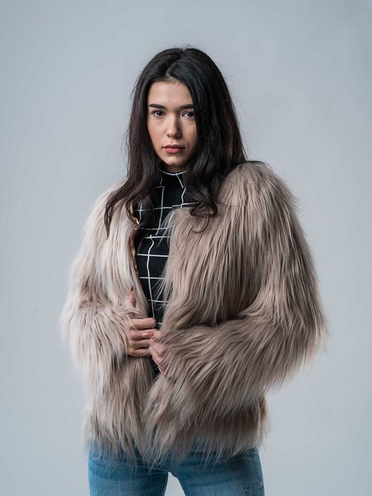 Дамско модерно пухено яке