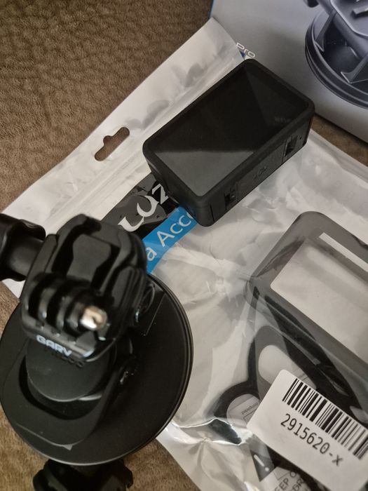 Екшън камера DJI - Osmo Action 5 Pro Standard Combo + подарък Suction cup и SD Card