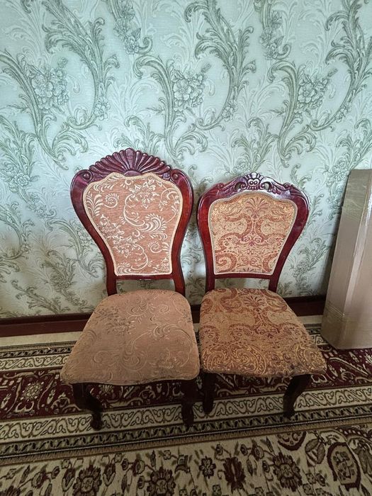 Продам стол со стульями
