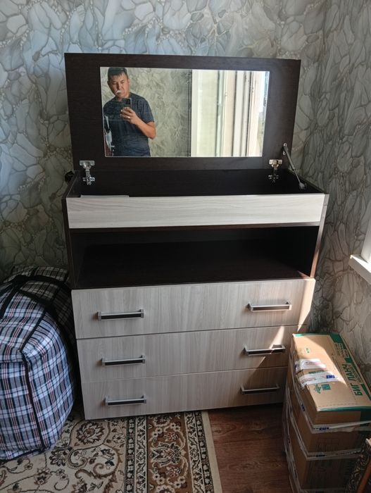 Продам диван и кресло
