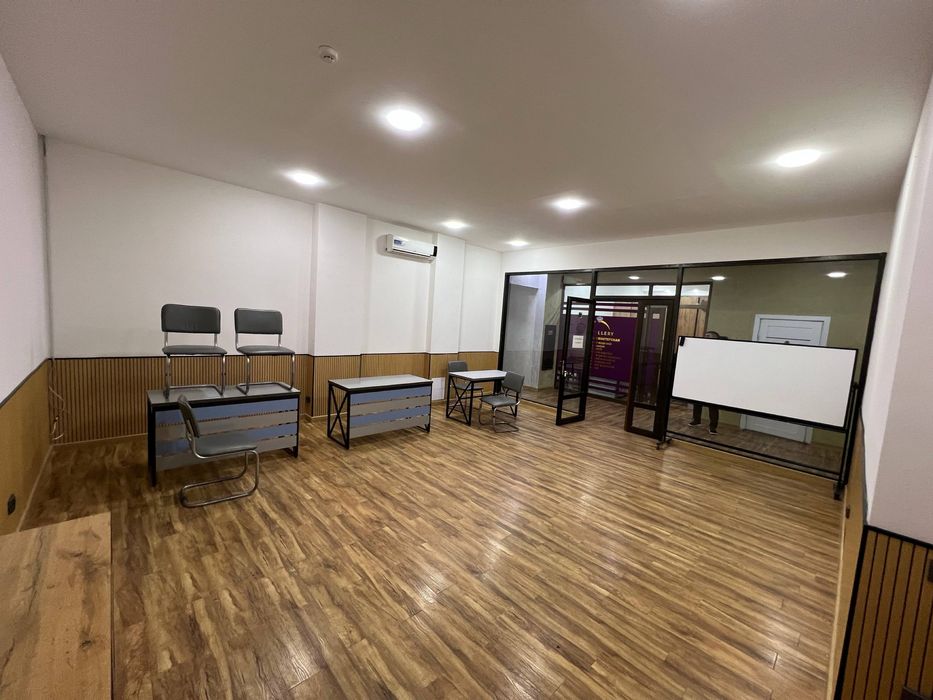 Аренда под Офис 37м2 1 линия! 3 минут от метро Новза! 1110$