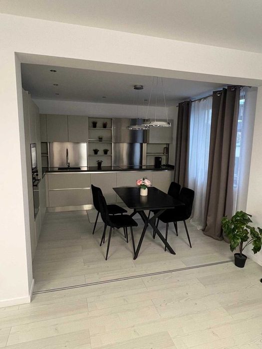 Casă de vanzare tip duplex, 111 mp, zona "Maru de Aur"