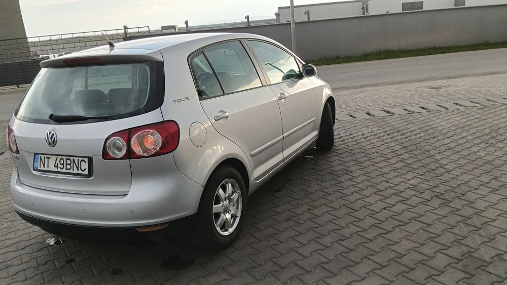 Vând vw golf 5 plus 2008
