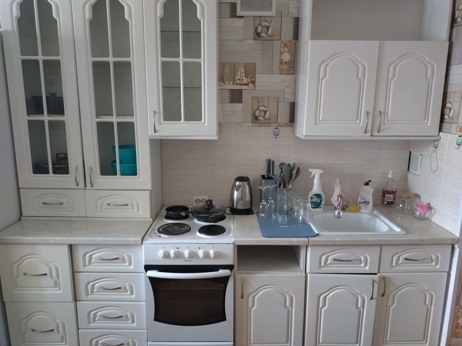 Посуточно 1 ком. кв. 1 этаж.