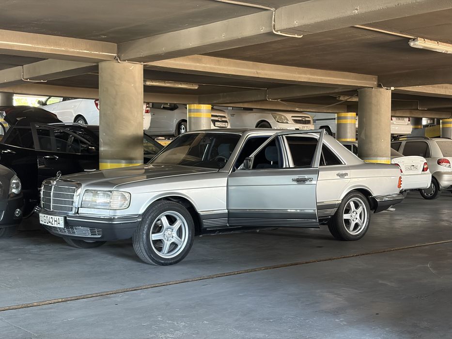 Merssedes benz 1985 yil avtomat retro