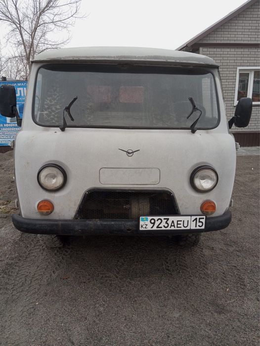 Продам машину уаз буханка