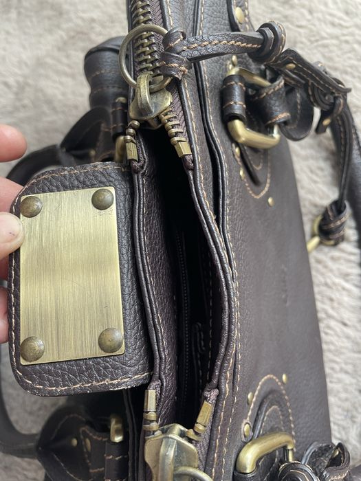 Poseta Chloe Padingtton