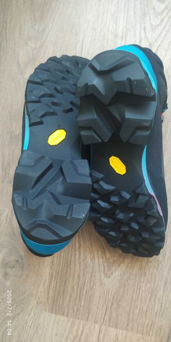 La Sportiva Aequilibrium Trek W Gtx