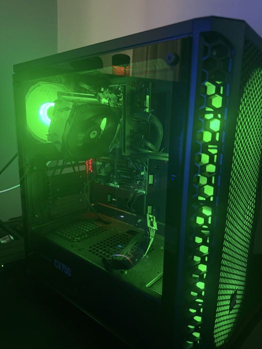 PC Gaming i7-8700K / 32GB RAM / 4.77TB + RTX 3060 Ti (defectă)