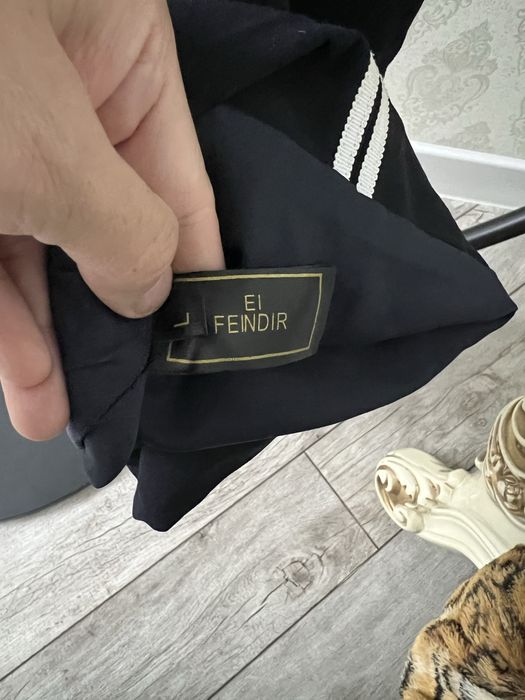 Очень крутое платье , вшикарнейшем качестве